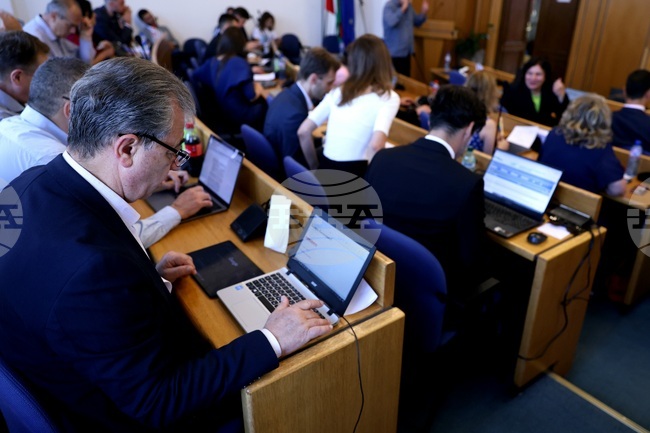 Постоянната комисия по транспорт и пътна безопасност в СОС ще заседава извънредно утре във връзка с дерайлиралия трамвай в София 