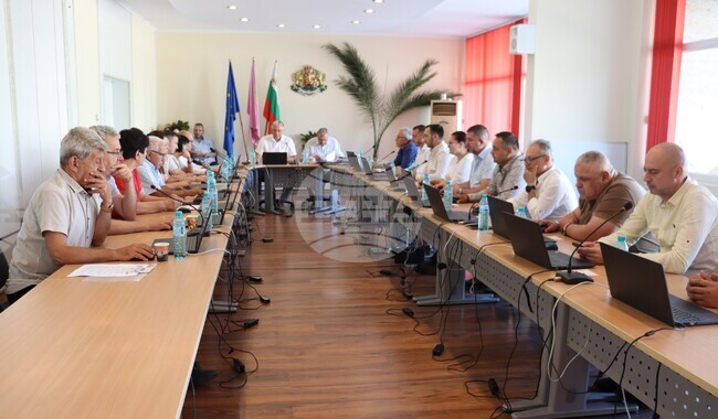 Община Попово има готов проект за дом за възрастни хора, каза кметът Людмил Веселинов