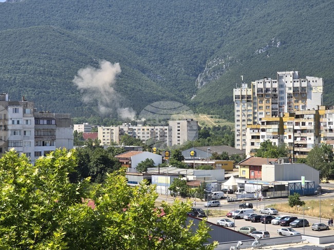 Планирани взривни неопасни действия на военните бяха извършени във Враца, съобщиха от поделението в града 