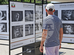 Варна - Международна фотографска изложба IX PHOTO CONTEST BULGARIA