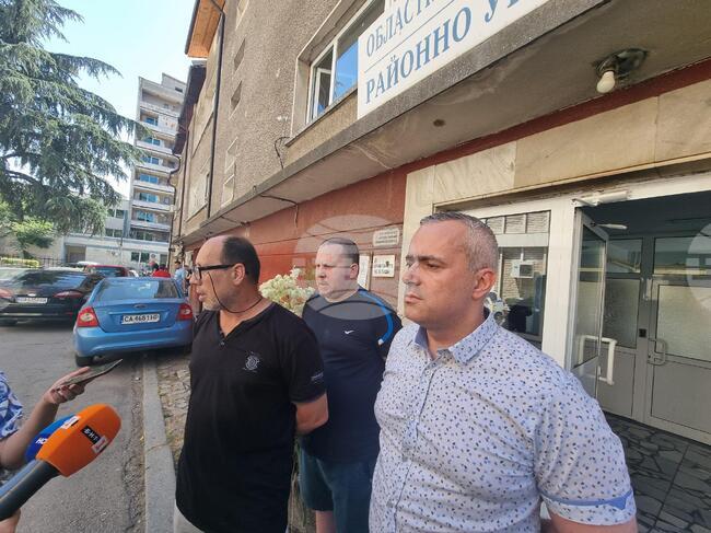 В добро състояние е 16-годишното момче, намерено след издирване през нощта в Дупница