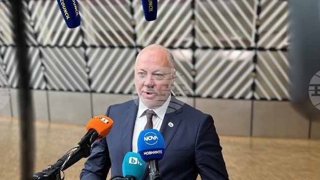 PM Zhelyazkov Expects Unanimous Support from European Council for Bulgaria's Eurozone Accession