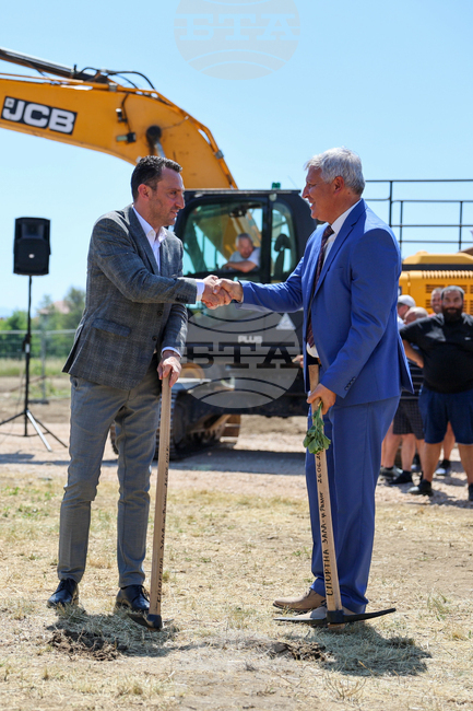 Разлог - спортна зала - първа копка