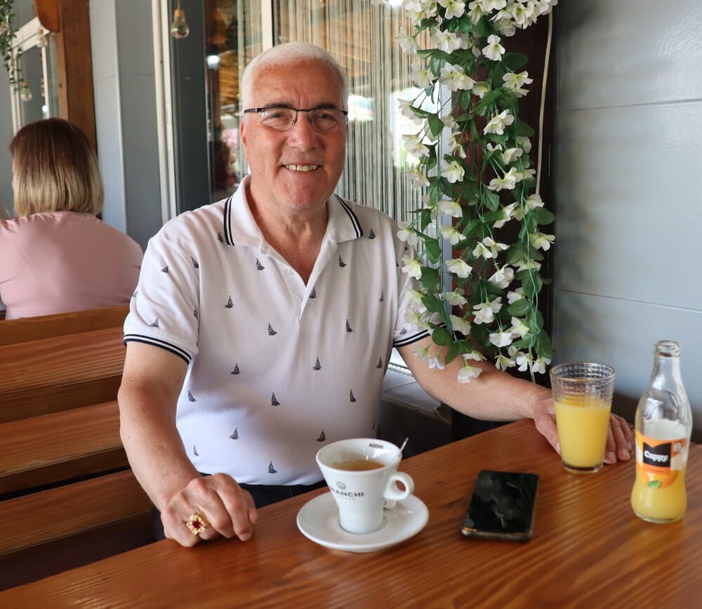 Община Ардино: Сервитьорът от Бистроглед, който помни златните години на ардинските ресторанти