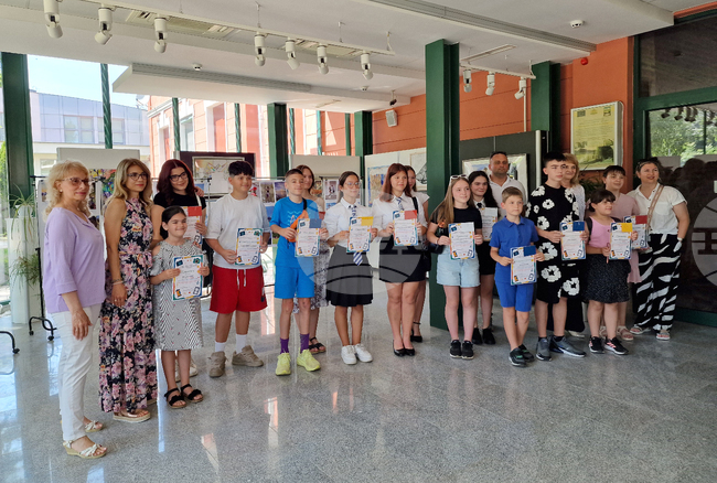 Разград - награди - фотоконкурс „Моят свят без наркотици“