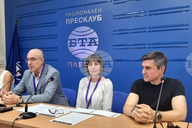 Национален пресклуб на БТА Плевен - пресконференция - международен фестивал "Акордеомания"