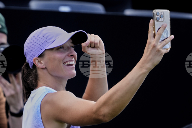 Ига Швьонтек се класира за полуфиналите на турнира по тенис в Бад Хомбург