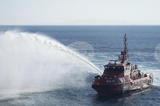 Австралийски учени разработиха метод за създаване на морска мъгла, защитаваща кораловите рифове от избелване