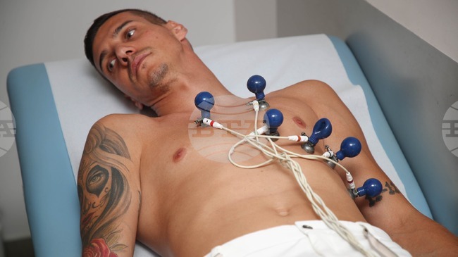 Коварен вирус повали отбора на ПАОК (Солун) часове преди мача с Олимпиакос за Купата на Гърция, Кирил Десподов е един от заболелите