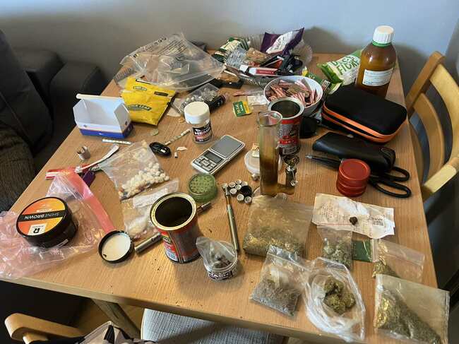 Британска гражданка е задържана в Несебър за притежание на наркотици, подготвени за разпространение
