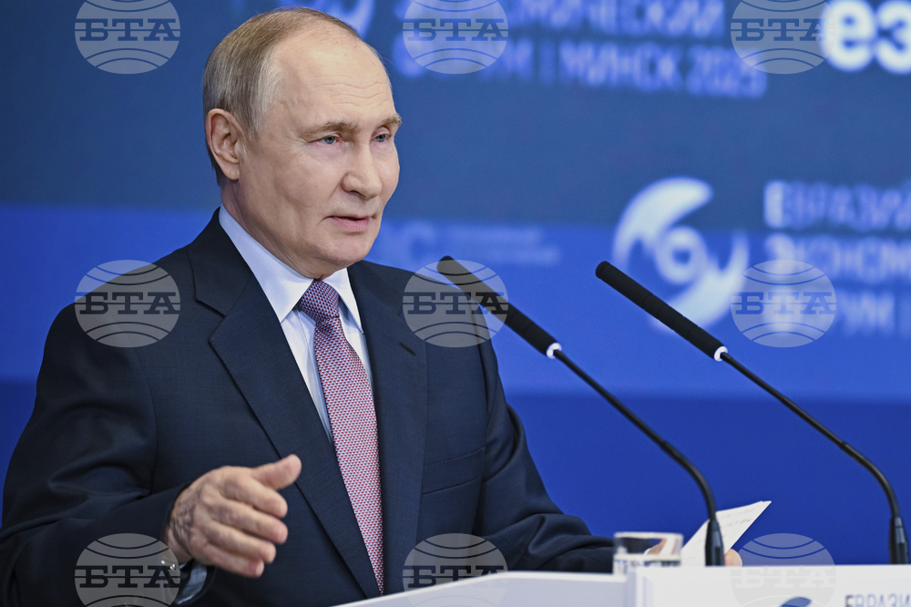 Русия е готова да намали военните си разходи в бъдеще, обяви президентът Путин