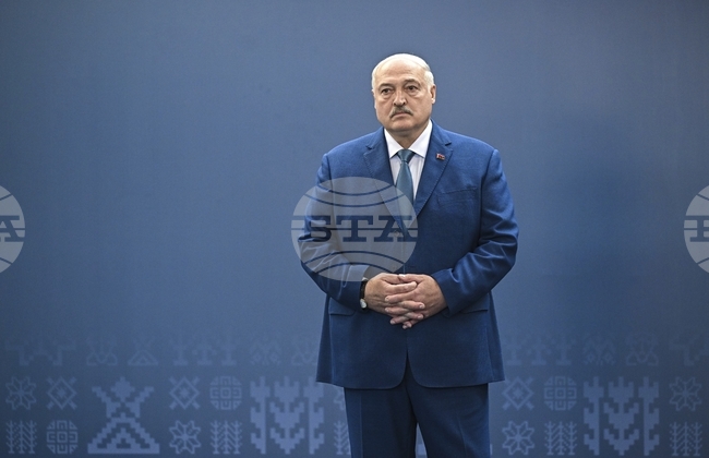Президентът на Беларус Александър Лукашенко отново помилва затворници