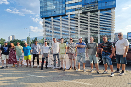 Движение „Родители за споделено детство“ - протест