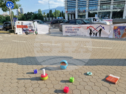 Движение „Родители за споделено детство“ - протест