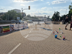 Движение „Родители за споделено детство“ - протест