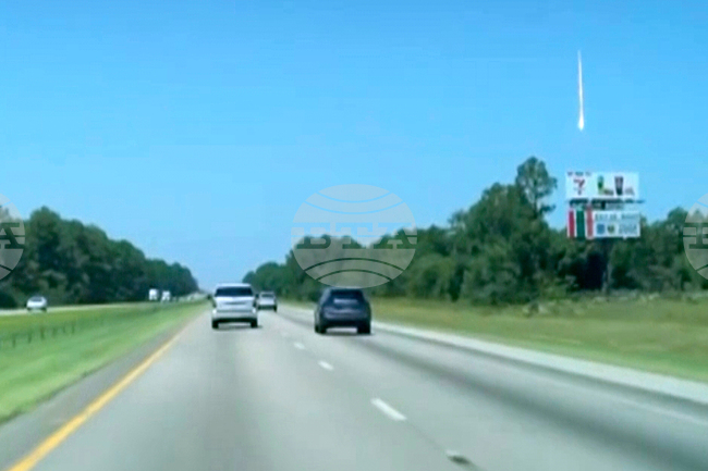  Небесно огнено кълбо смути жителите на южната част на САЩ 