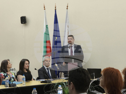 Благоевград - Кръгла маса - „80 години ООН: постижения и предизвикателства пред международната сигурност“