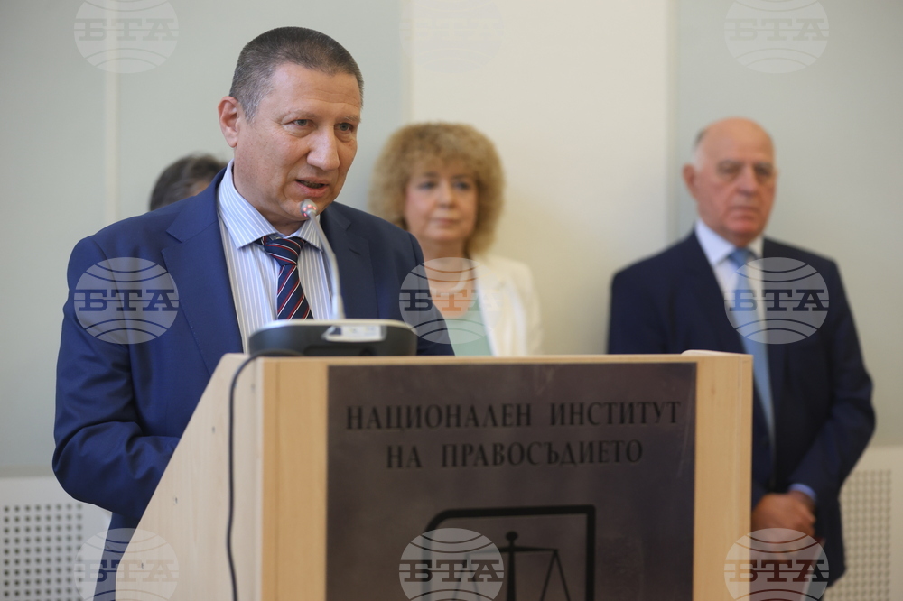 Национален институт на правосъдието - млади юристи - завършване на учебната година