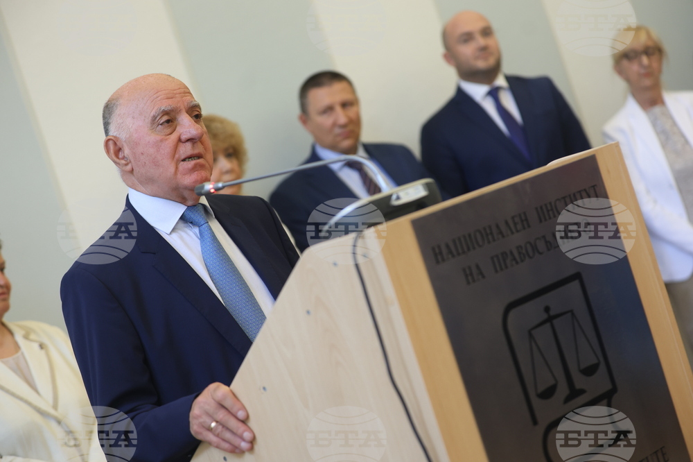Национален институт на правосъдието - млади юристи - завършване на учебната година