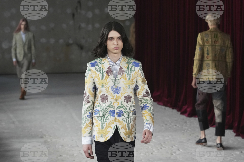 Paris Fashion S/S 26 Junya Watanabe