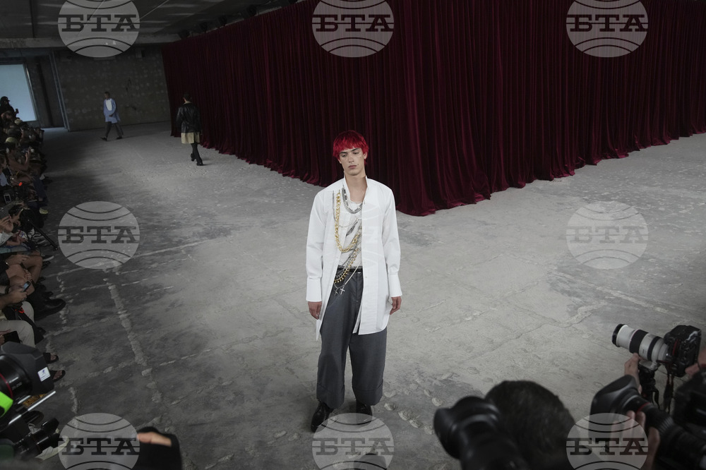 Paris Fashion S/S 26 Junya Watanabe