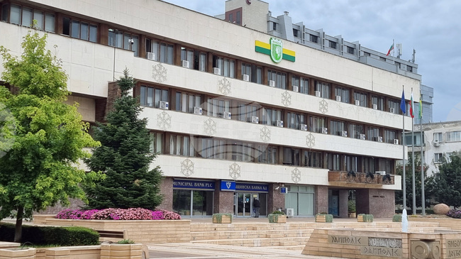 Общинският съвет в Ямбол обсъжда кандидатстване с проект за почистване и проводимост на река Тунджа в рамките на града