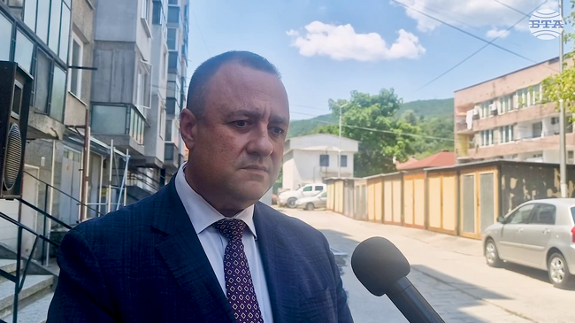 България няма да загуби нито лев за саниране на многофамилните жилищни сгради, каза министър Иван Иванов в град Пещера