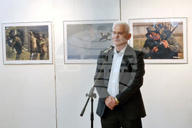 Свищов - Вилхелм Йоцов - изложба „Фотодесант“