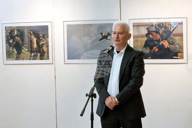 Изложбата „Фотодесант“ представи Вилхелм Йоцов по повод 148-годишнината от Освобождението на Свищов