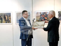 Свищов - Вилхелм Йоцов - изложба „Фотодесант“