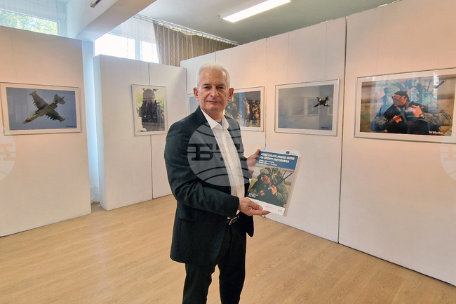 Свищов - Вилхелм Йоцов - изложба „Фотодесант“