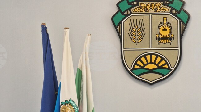 Община Самуил и тази година ще подпомогне с еднократна помощ редовно обучаващи се студенти