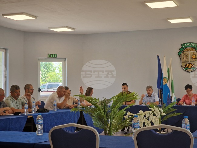 Специализиран камион и нови контейнери за твърди битови отпадъци ще купи Община Самуил 