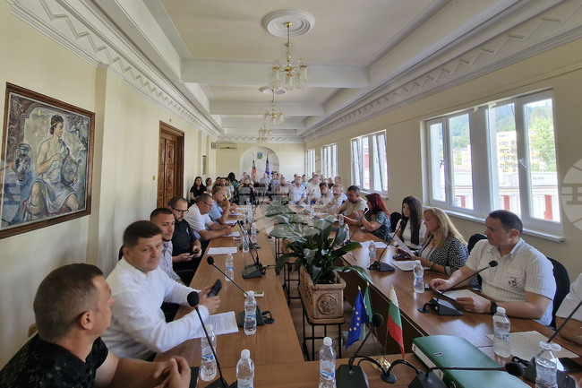 Община Мадан отчете изпълнението на бюджета за първите шест месеца на годината