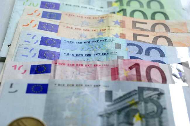 Аджерпрес: Агенцията по заетостта на Румъния усвои над 270 млн. евро от допълнителните европейски фондове за пазара на труда