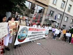 Протест - млади лекари и специализанти „Бъдеще в България“