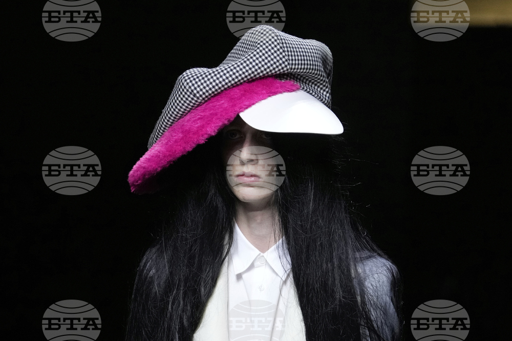Paris Fashion S/S 26 Comme des Garcons