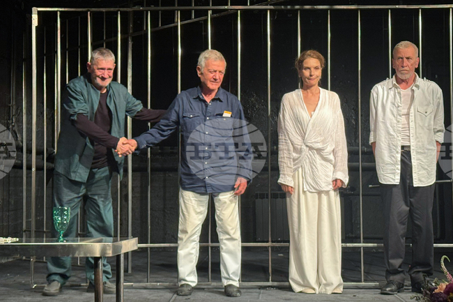 „Театър 199“ - „Последната нощ на Сократ“ - премиера