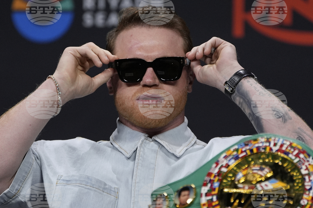 Alvarez Crawford Boxing