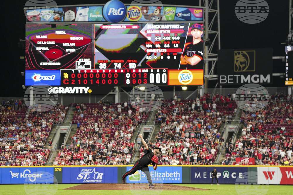 Padres Reds Baseball