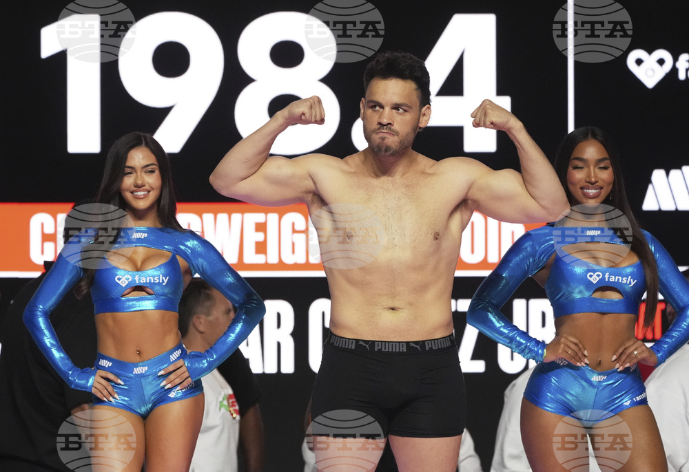 Paul Chavez Jr Boxing
