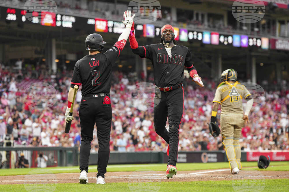 Padres Reds Baseball
