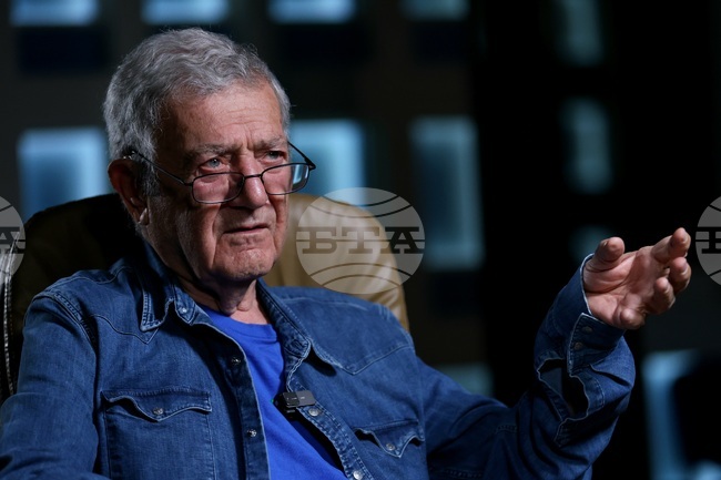 "Последната нощ на Сократ" е първата постановка по мой текст, която гледах в Турция, каза за БТА драматургът и писател Стефан Цанев