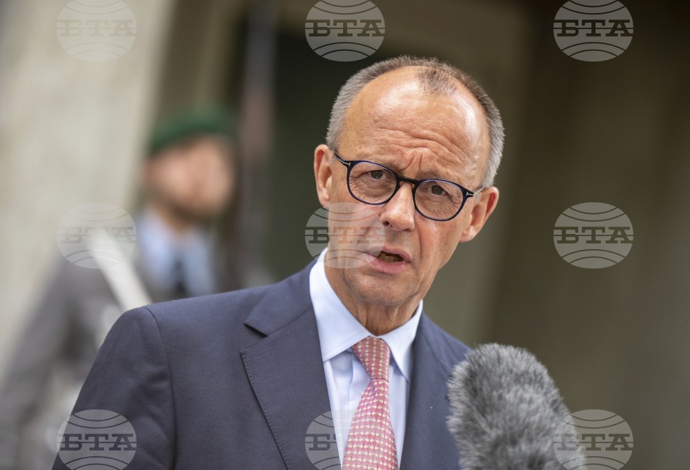 Сътрудничеството между Франция и Германия в областта на ядреното възпиране е "много дългосрочен въпрос", заяви германският канцлер 