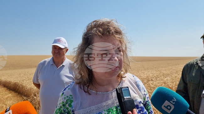 Въпросът за спазването на условията за приемането на Република Северна Македония в ЕС е между ЕС и Република Северна Македония, а не с България, каза Наталия Киселова