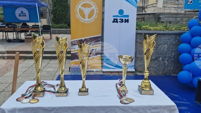 Отборът от Берковица е победител в четвъртия кръг от Републиканския шампионат по приложно колоездене и пътна безопасност за деца 