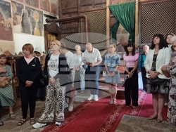 Брезник - патриарх Даниил - света литургия