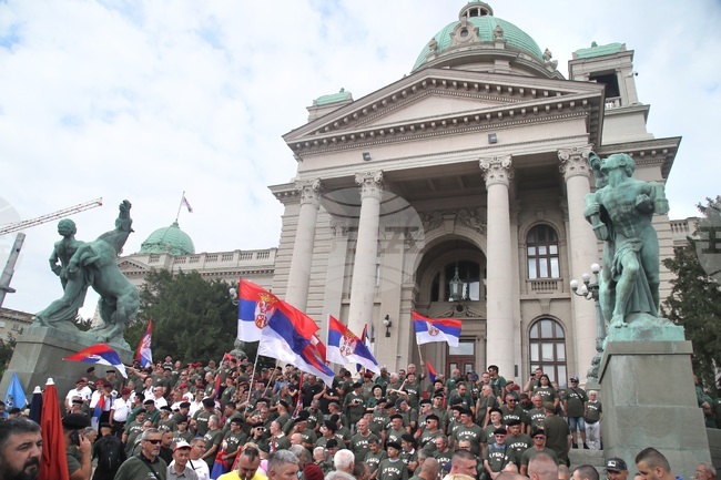 Сърбия - протест