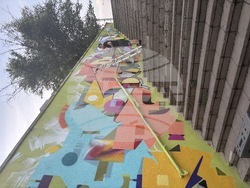 Подлезът при Южния парк се превръща в градска галерия с творби от над 40 артисти. Снимка: Sofia Graffiti Tour