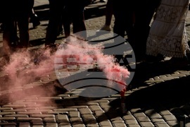 Протест за запазване на лева